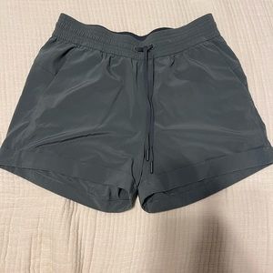 LULU LEMON SHORTS